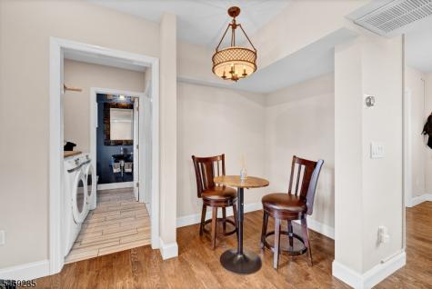 376 Riverside Avenue Rutherford NJ 07070