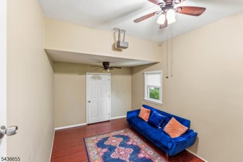 60 Summit Road Elizabeth NJ 07208