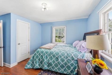 60 Summit Road Elizabeth NJ 07208