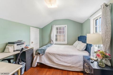 60 Summit Road Elizabeth NJ 07208