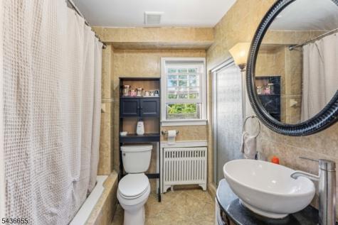 60 Summit Road Elizabeth NJ 07208