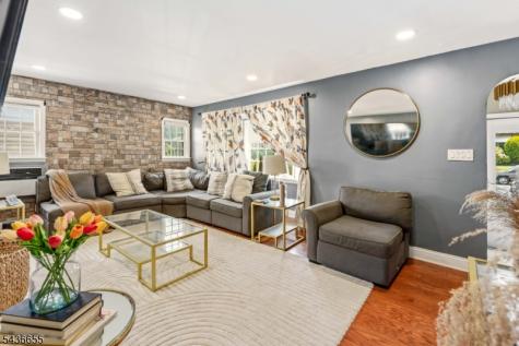 60 Summit Road Elizabeth NJ 07208