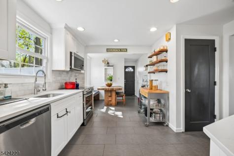 44 Pine Street West Orange NJ 07052