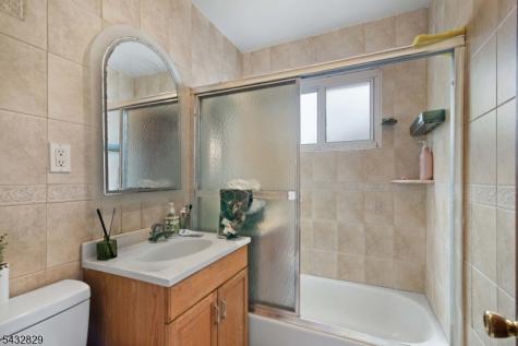 200 Bradford Avenue Linden NJ 07036