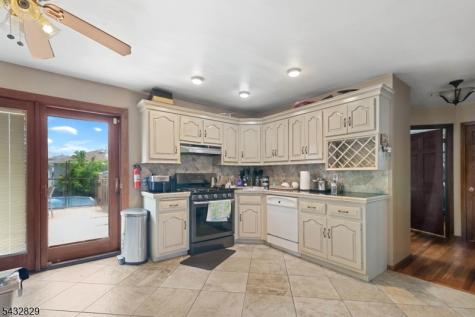 200 Bradford Avenue Linden NJ 07036