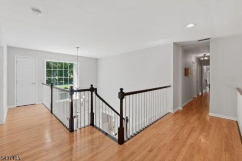 13 Hunters Trail Chester NJ 07930