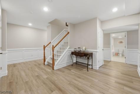 13 Hunters Trail Chester NJ 07930