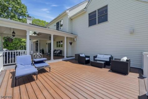 13 Hunters Trail Chester NJ 07930