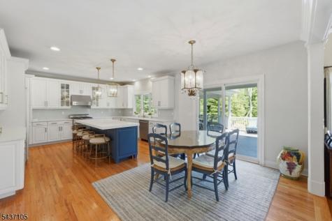 13 Hunters Trail Chester NJ 07930