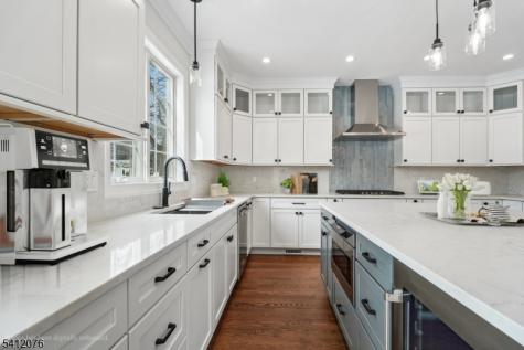 4 Plymouth Drive Livingston NJ 07039