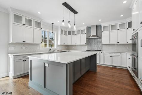 4 Plymouth Drive Livingston NJ 07039