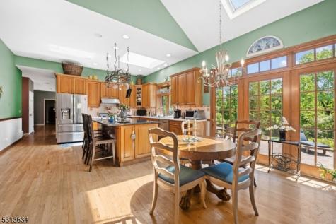 5 Tanners Brook Road Chester NJ 07930