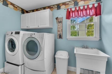 617 Van Liew Court Hillsborough NJ 08844