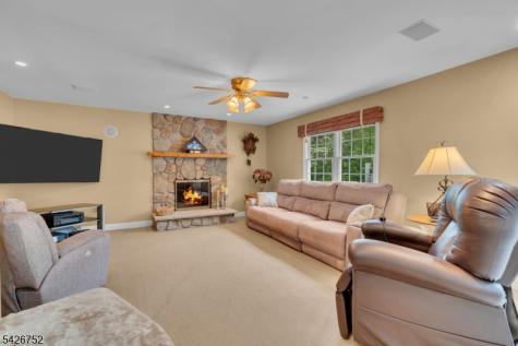 617 Van Liew Court Hillsborough NJ 08844