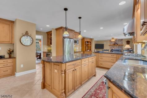 617 Van Liew Court Hillsborough NJ 08844