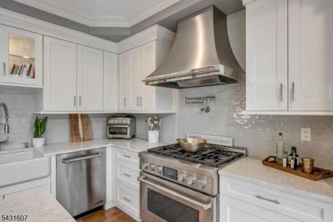 700 Gallows Hill Road Cranford NJ 07016