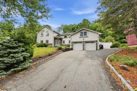 51 Cannonball Road Wanaque NJ 07465