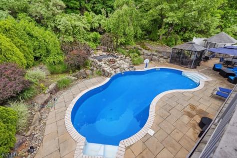 51 Cannonball Road Wanaque NJ 07465
