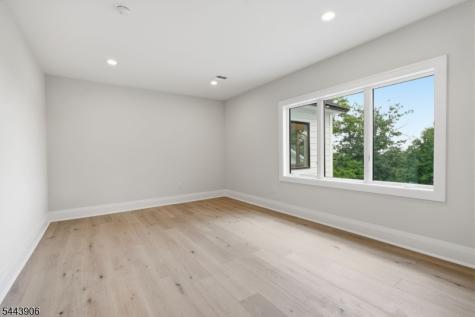 180 Roundtop Road Bernardsville NJ 07924