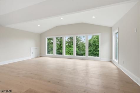 180 Roundtop Road Bernardsville NJ 07924