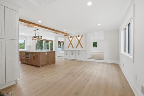 180 Roundtop Road Bernardsville NJ 07924