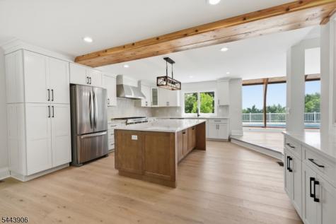 180 Roundtop Road Bernardsville NJ 07924