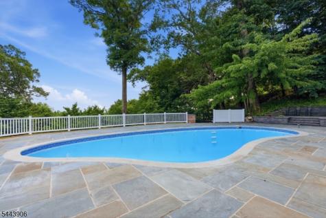 180 Roundtop Road Bernardsville NJ 07924