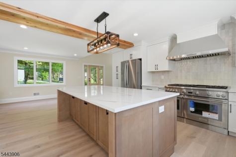 180 Roundtop Road Bernardsville NJ 07924