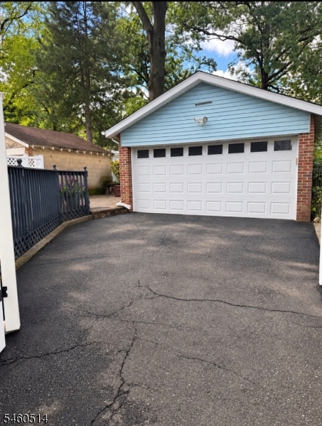 69 Tuxedo Parkway Newark NJ 07106