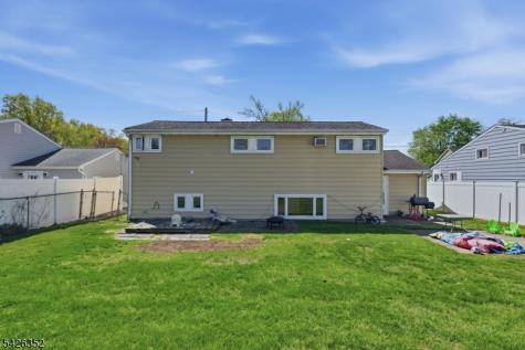86 Westminster Road Woodbridge NJ 07067