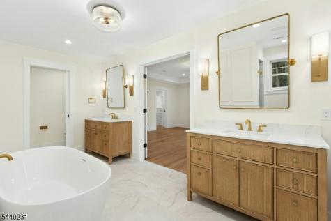 155 Dogwood Lane Berkeley Heights NJ 07922