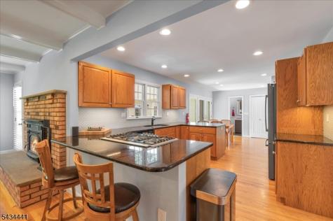 19 Heather Hill Way Bridgewater NJ 08807