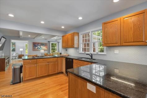 19 Heather Hill Way Bridgewater NJ 08807