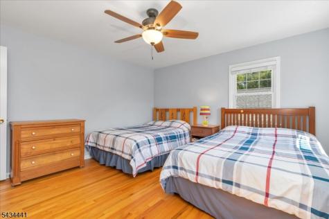 19 Heather Hill Way Bridgewater NJ 08807