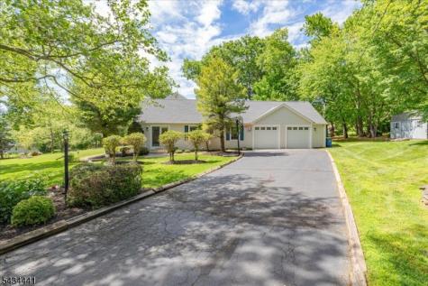 19 Heather Hill Way Bridgewater NJ 08807