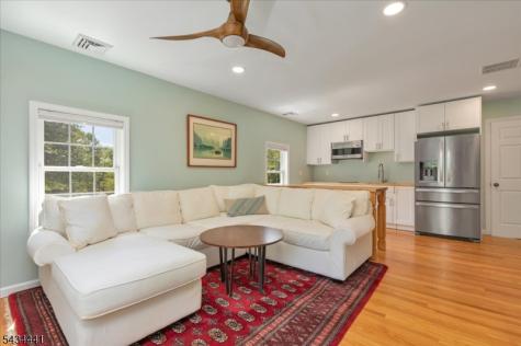 19 Heather Hill Way Bridgewater NJ 08807