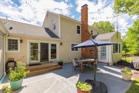 19 Heather Hill Way Bridgewater NJ 08807