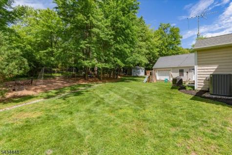 19 Heather Hill Way Bridgewater NJ 08807