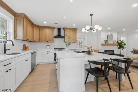 147 W Glen Road Denville NJ 07834