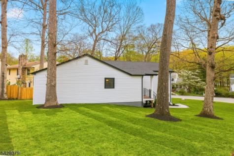 147 W Glen Road Denville NJ 07834