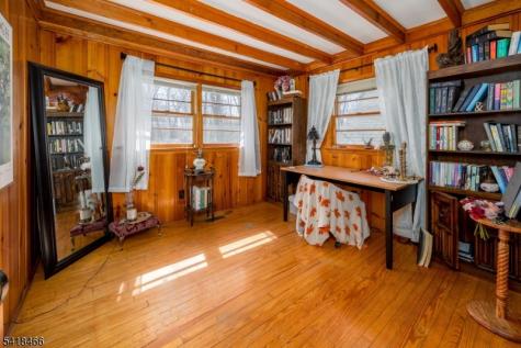 19 Amicalola Road Vernon NJ 07462
