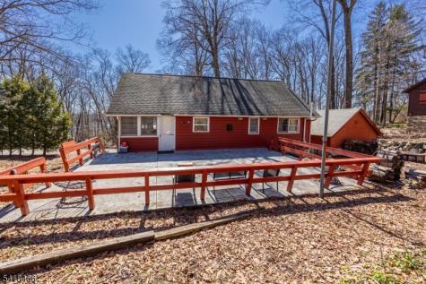 19 Amicalola Road Vernon NJ 07462