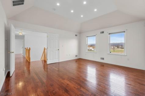 6 Tamzen Terrace Washington NJ 07882
