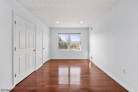 6 Tamzen Terrace Washington NJ 07882
