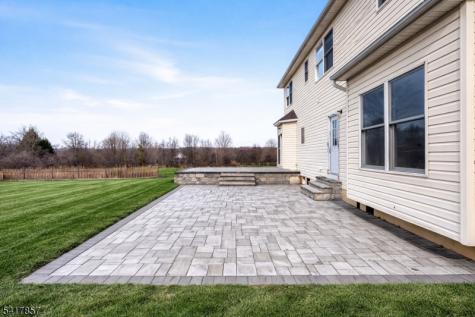 6 Tamzen Terrace Washington NJ 07882