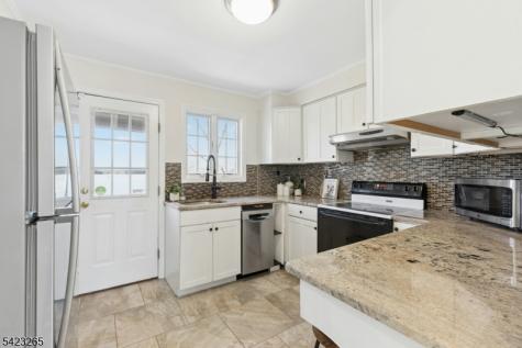 207 2ND Street Fanwood NJ 07023
