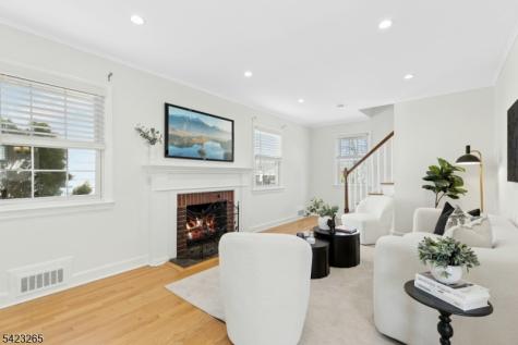 207 2ND Street Fanwood NJ 07023