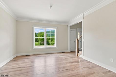 4 Highland Meadows Road Pohatcong NJ 08865