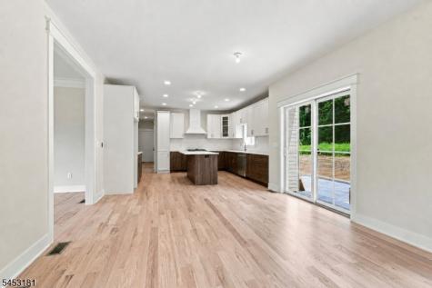 4 Highland Meadows Road Pohatcong NJ 08865