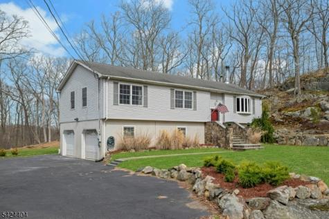 4 Andover Mohawk Road Byram NJ 07821